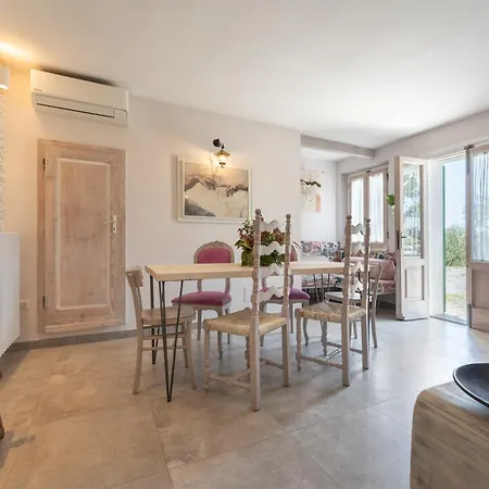 Holiday home Le Cerbaie - *
